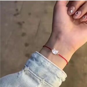 Cat bracelet! Elegant Red String Bracelet with Crystal cat Charm
